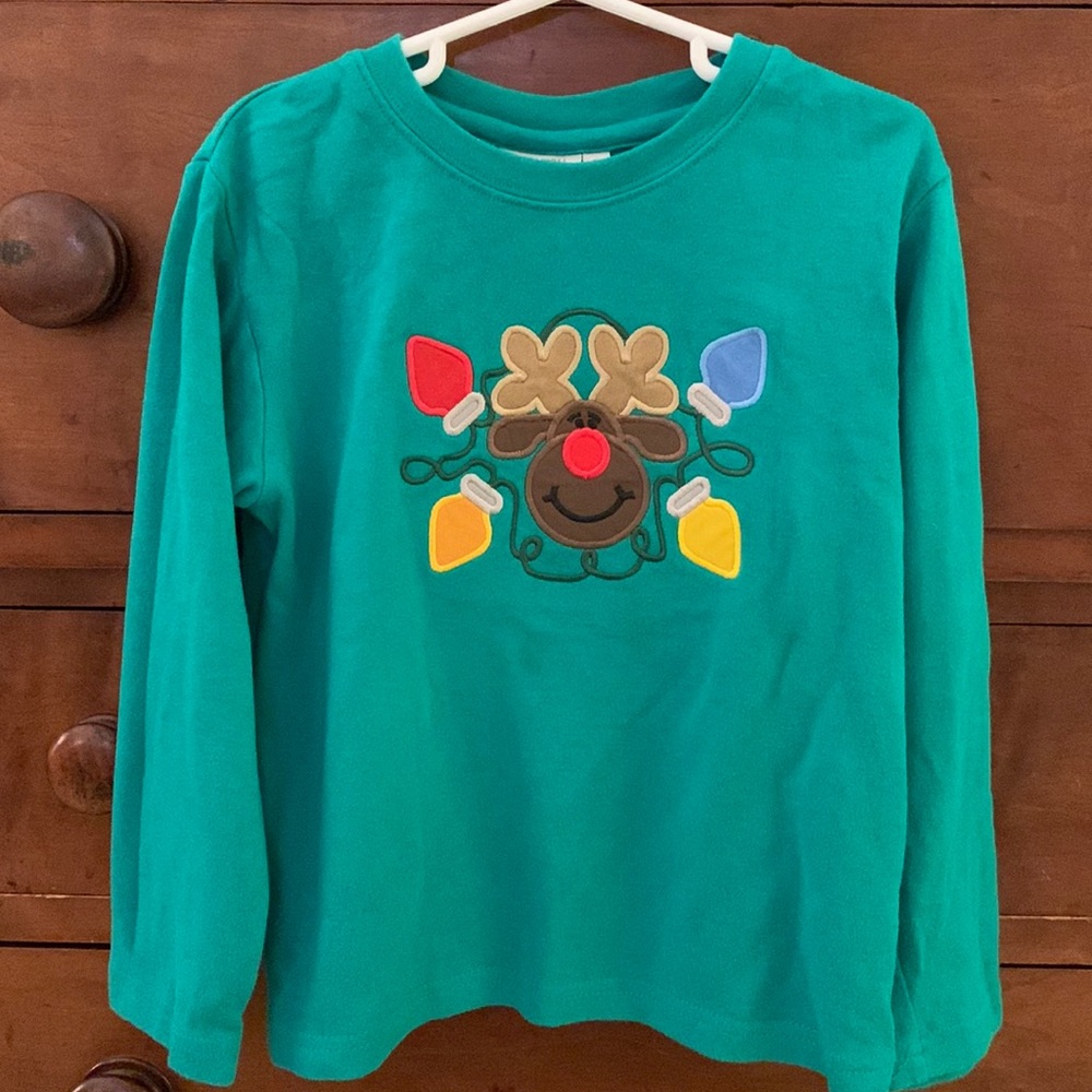 Rudolph appliqué shirt